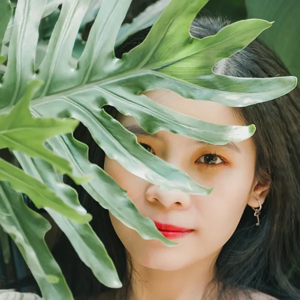woman with palm